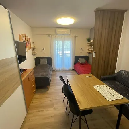 Apartment Galija *